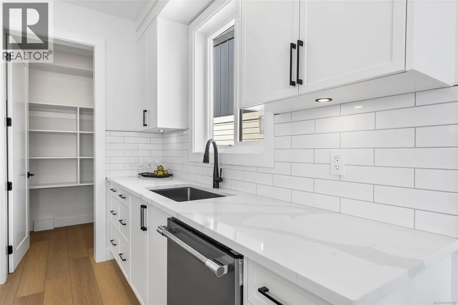2339 Swallow Pl