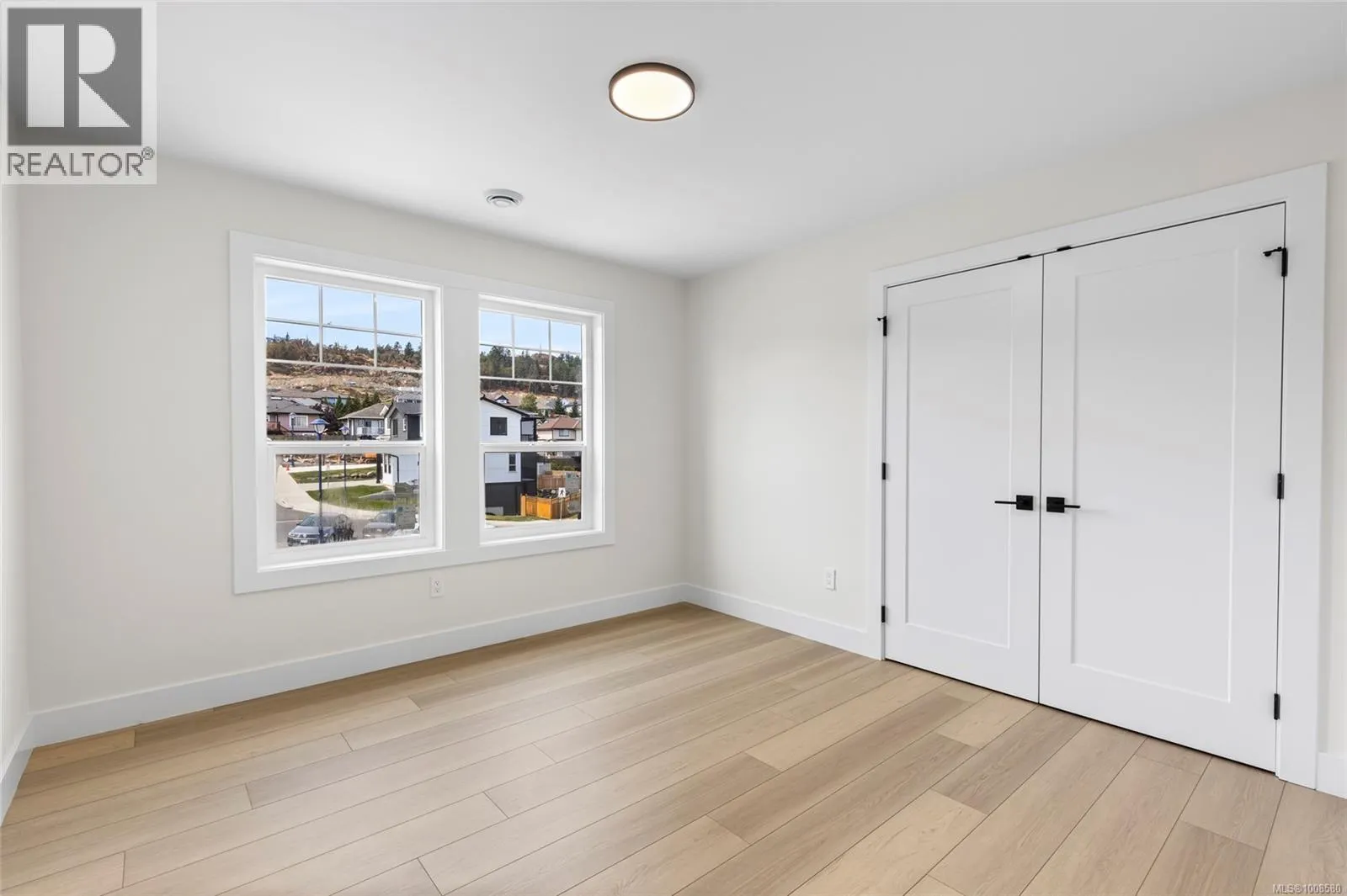 2339 Swallow Pl