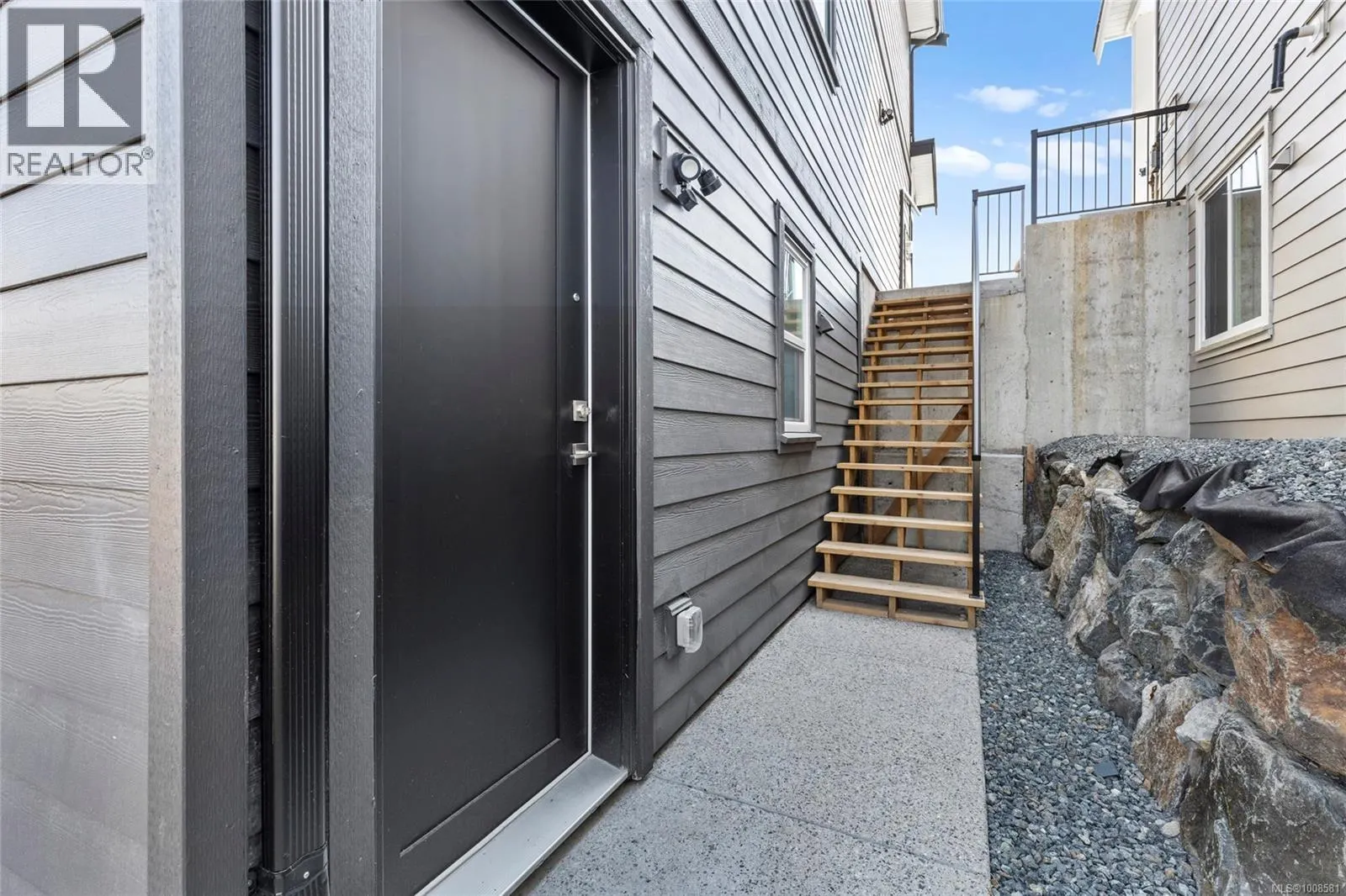 772 Plover Crt