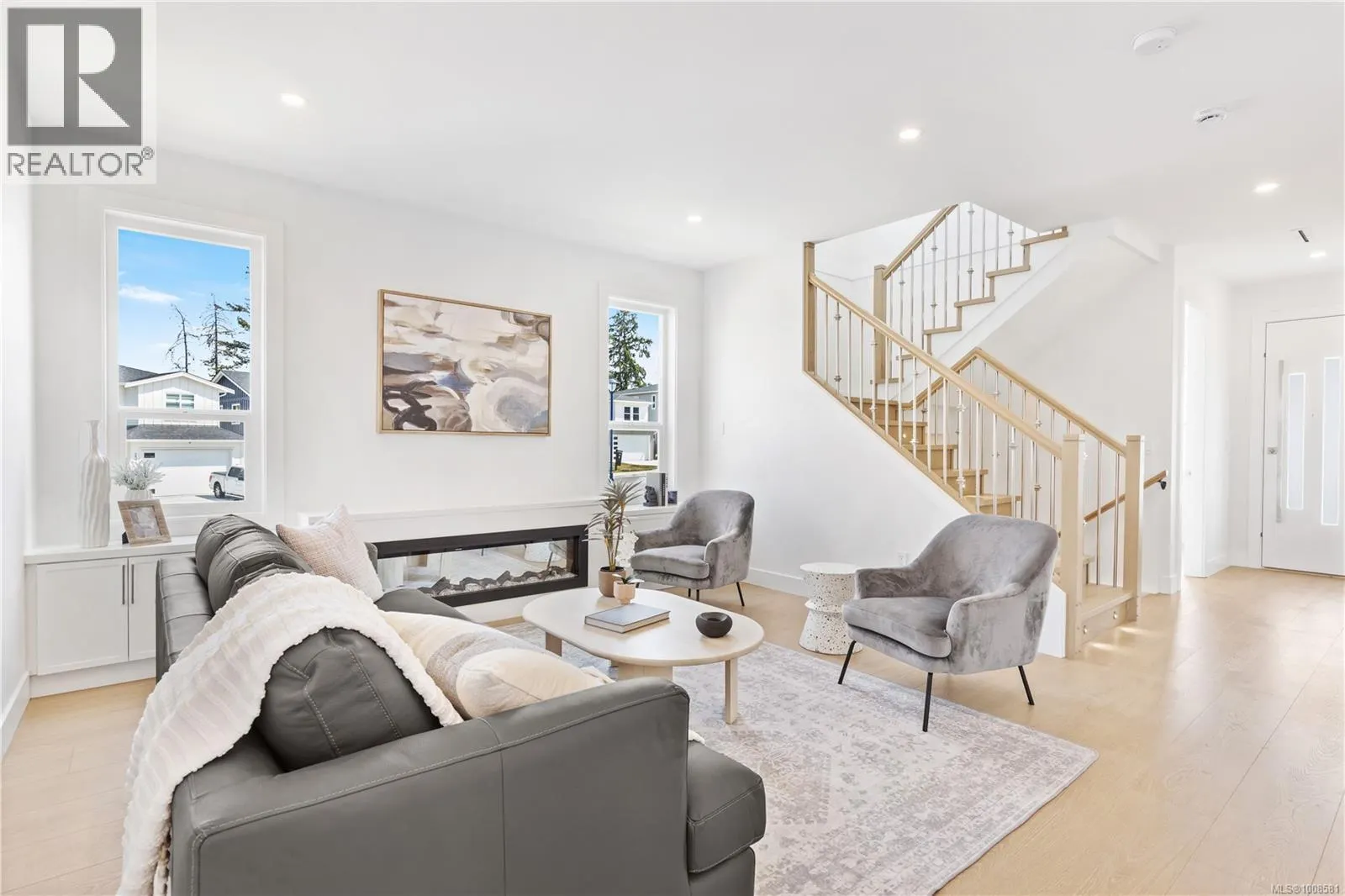 772 Plover Crt