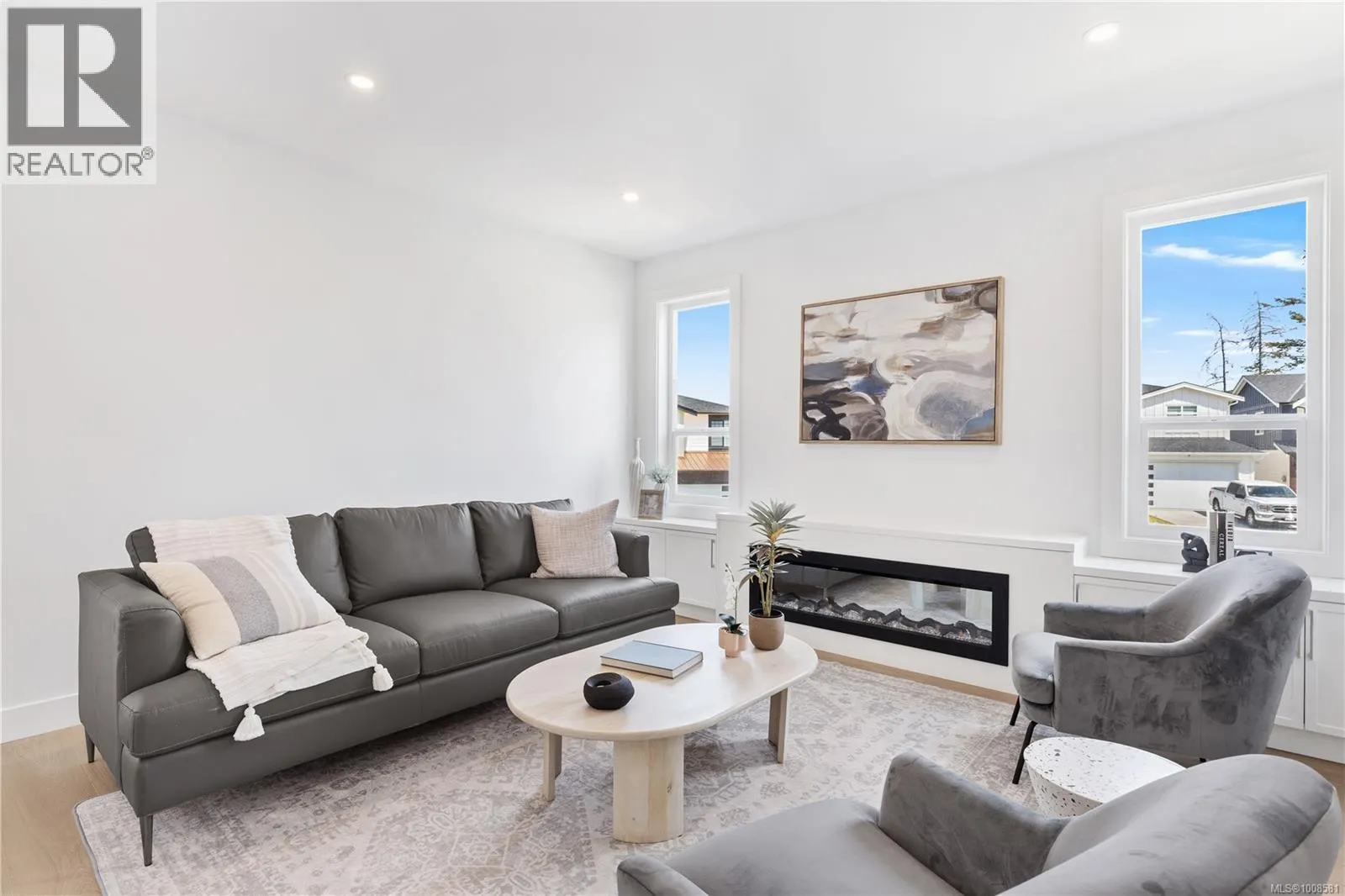 772 Plover Crt