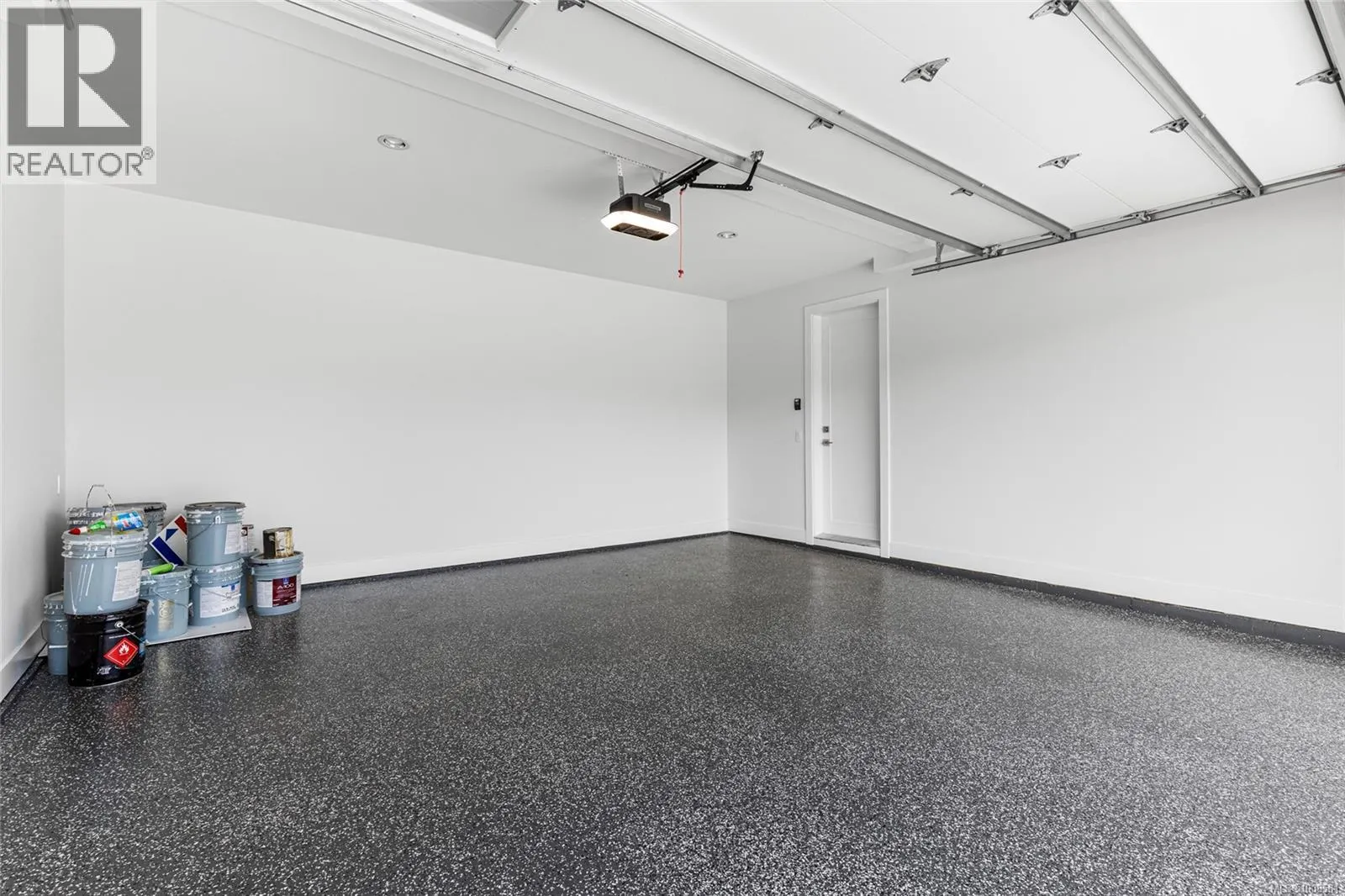 772 Plover Crt