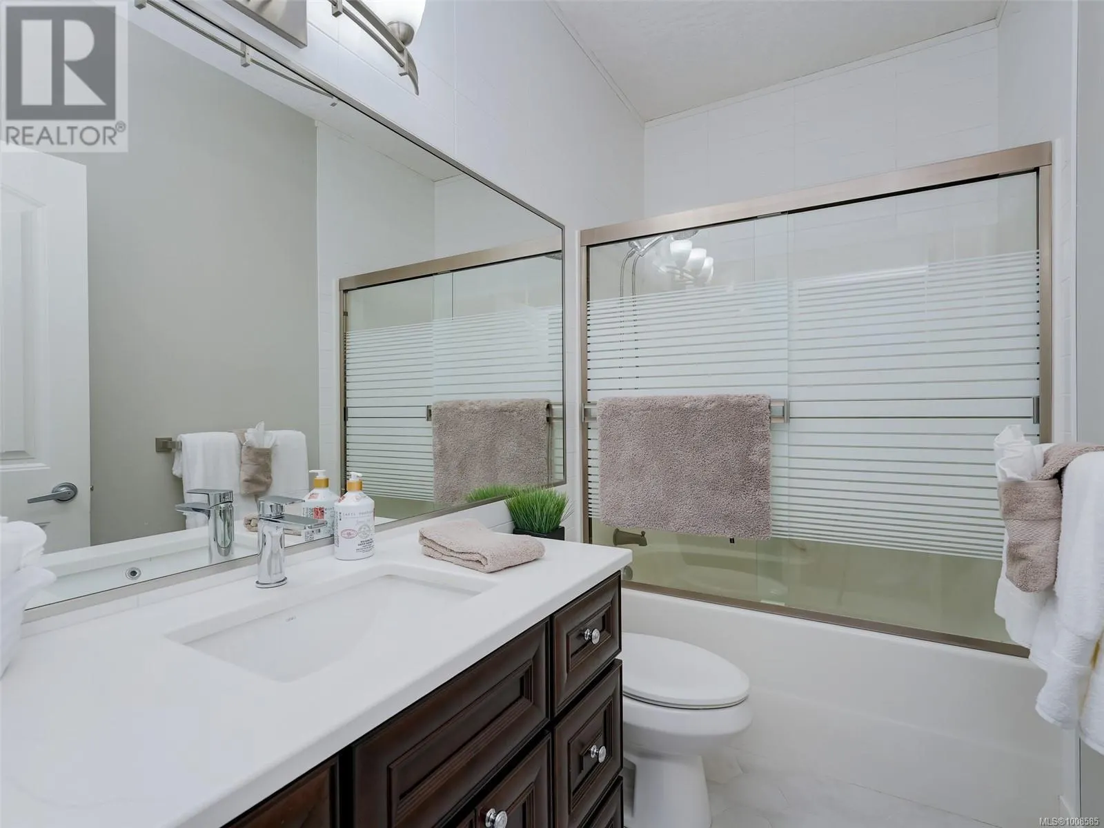 1281 Rockhampton Close