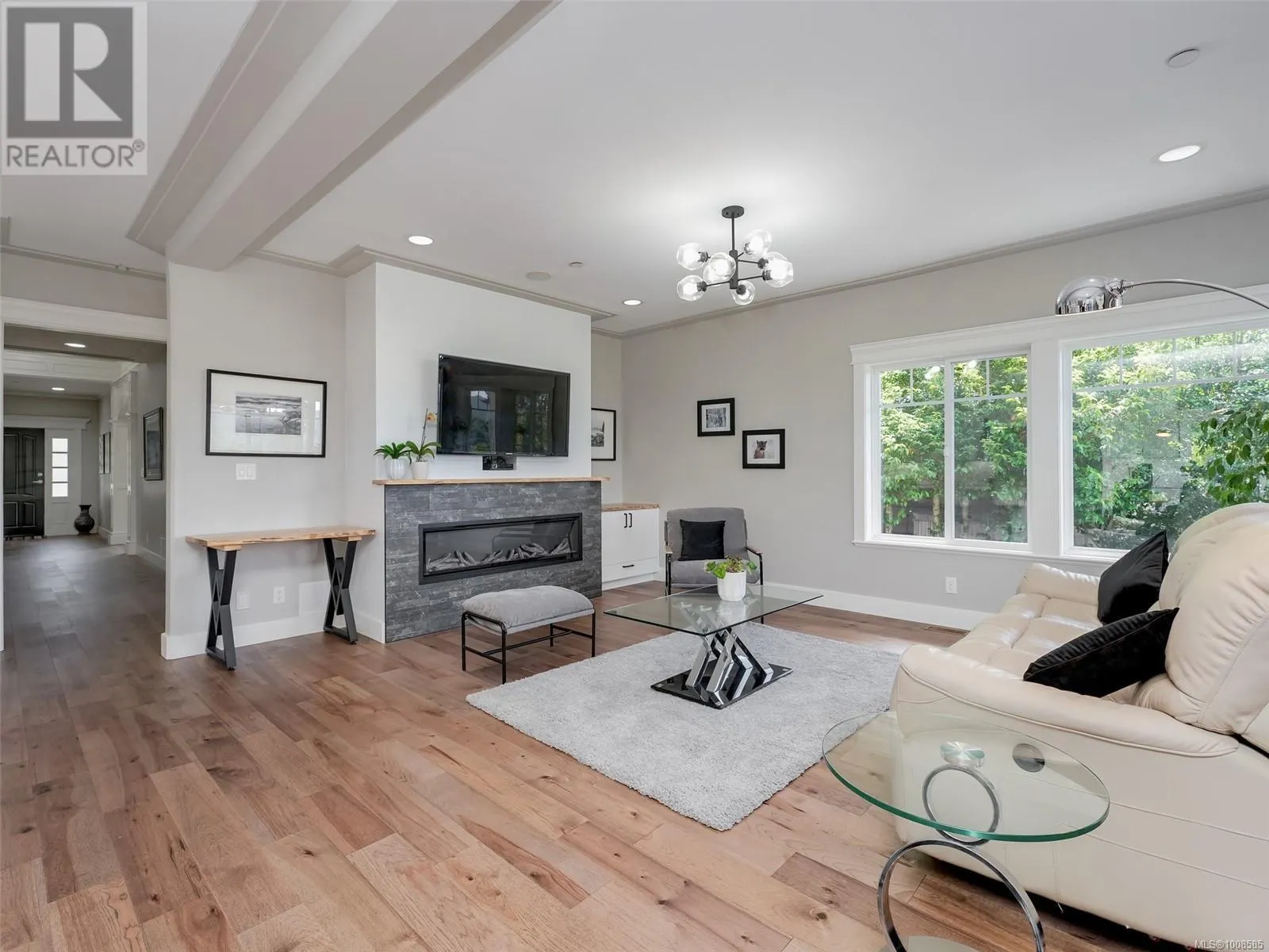 1281 Rockhampton Close
