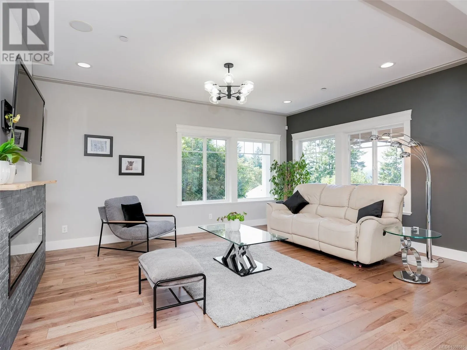 1281 Rockhampton Close