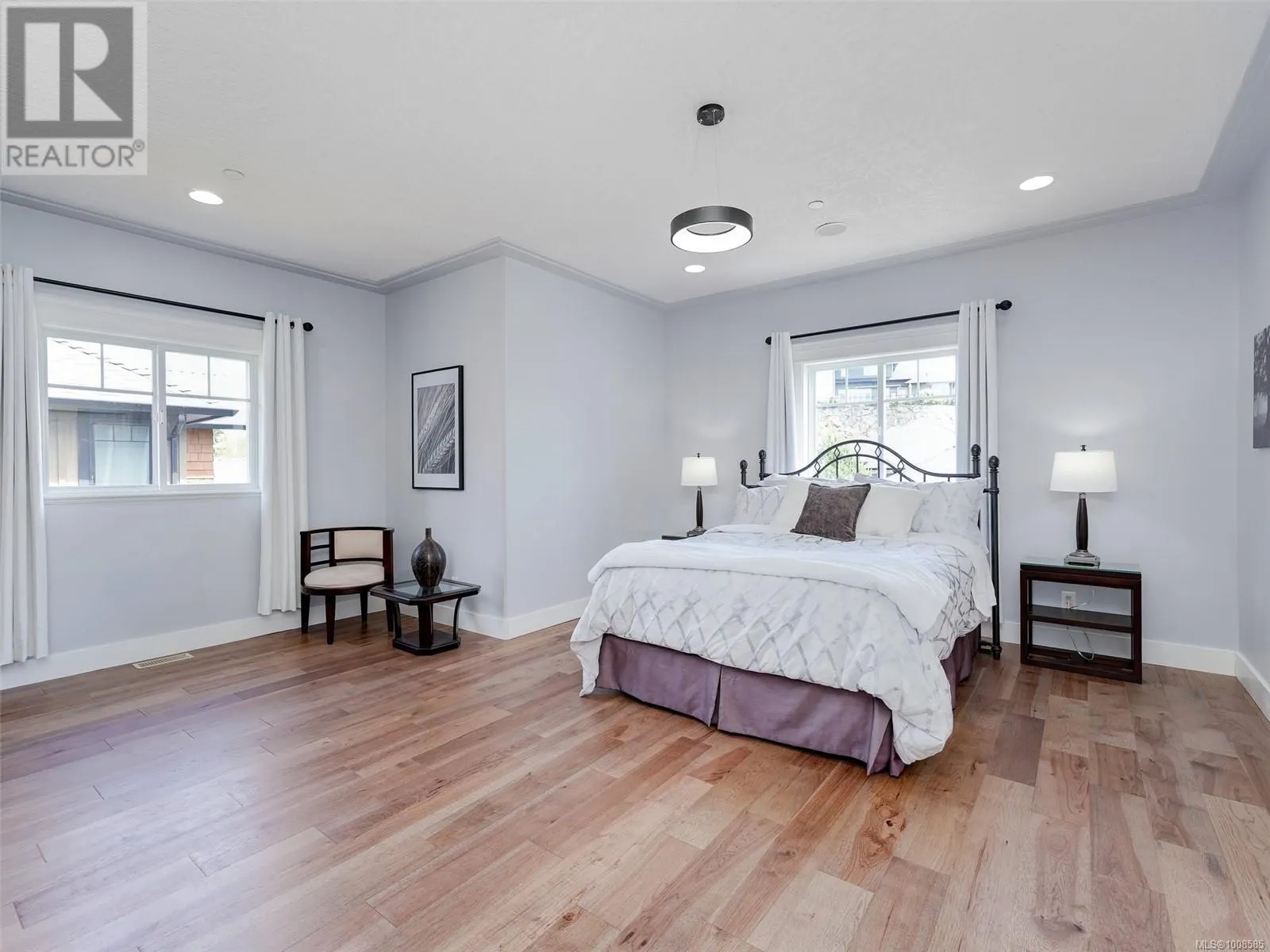 1281 Rockhampton Close