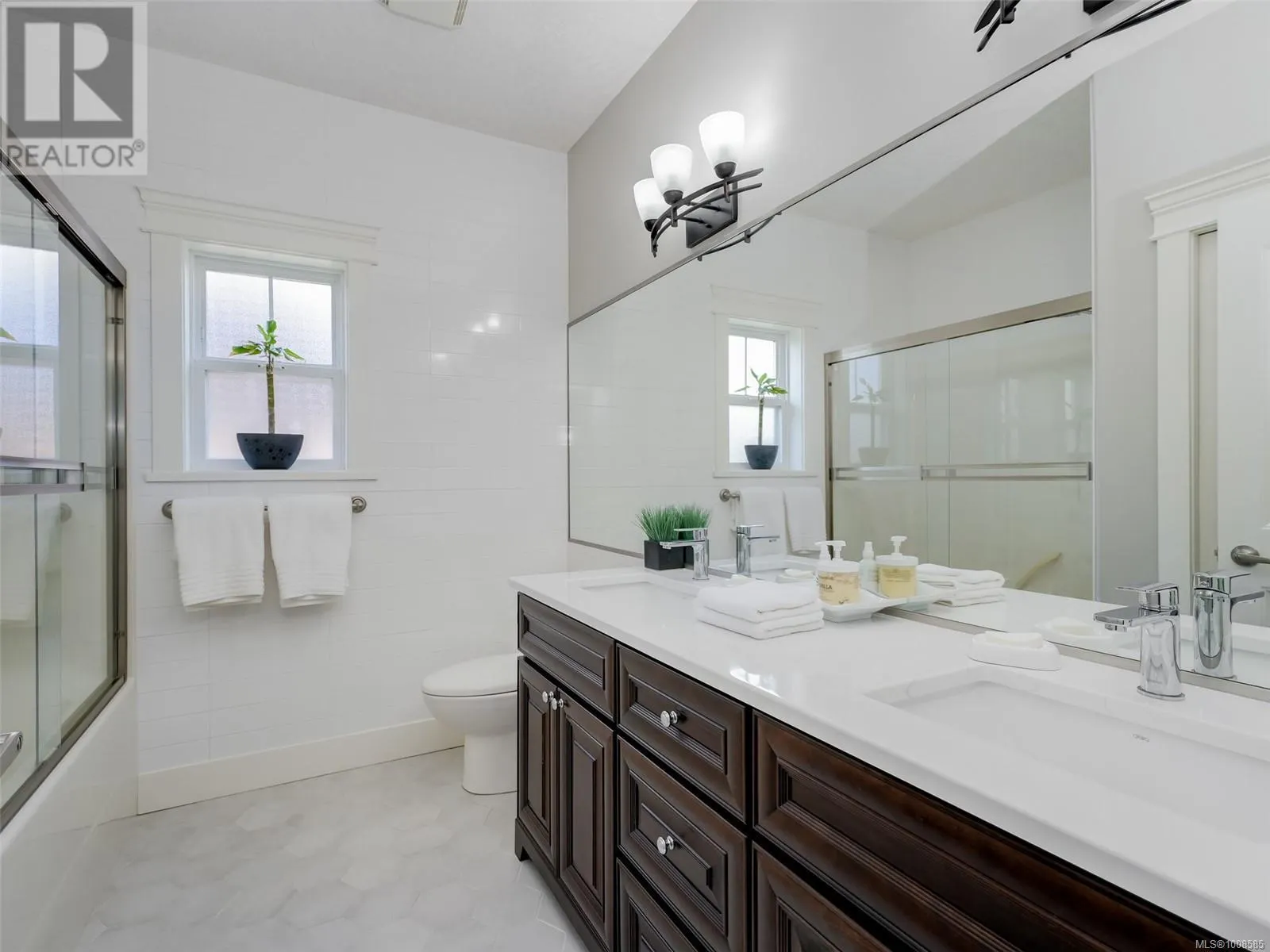 1281 Rockhampton Close