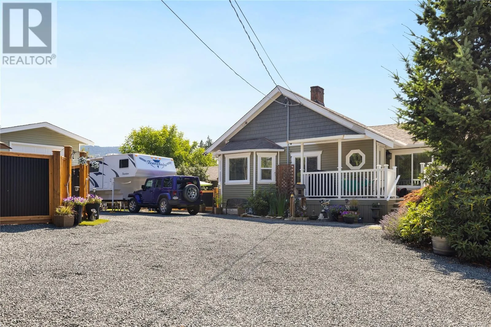 1988 Maple Bay Rd