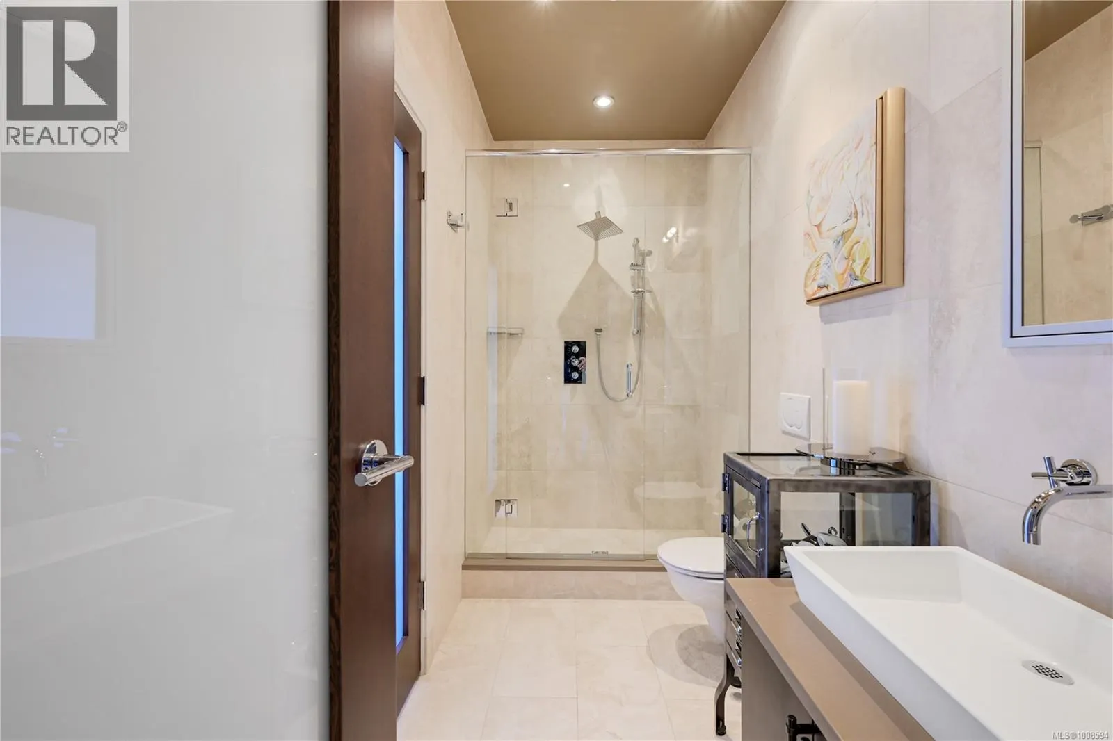 802 847 Dunsmuir Rd
