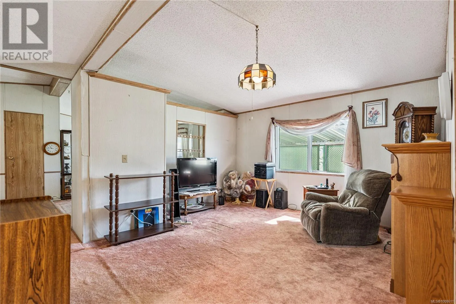 30 7701 Central Saanich Rd