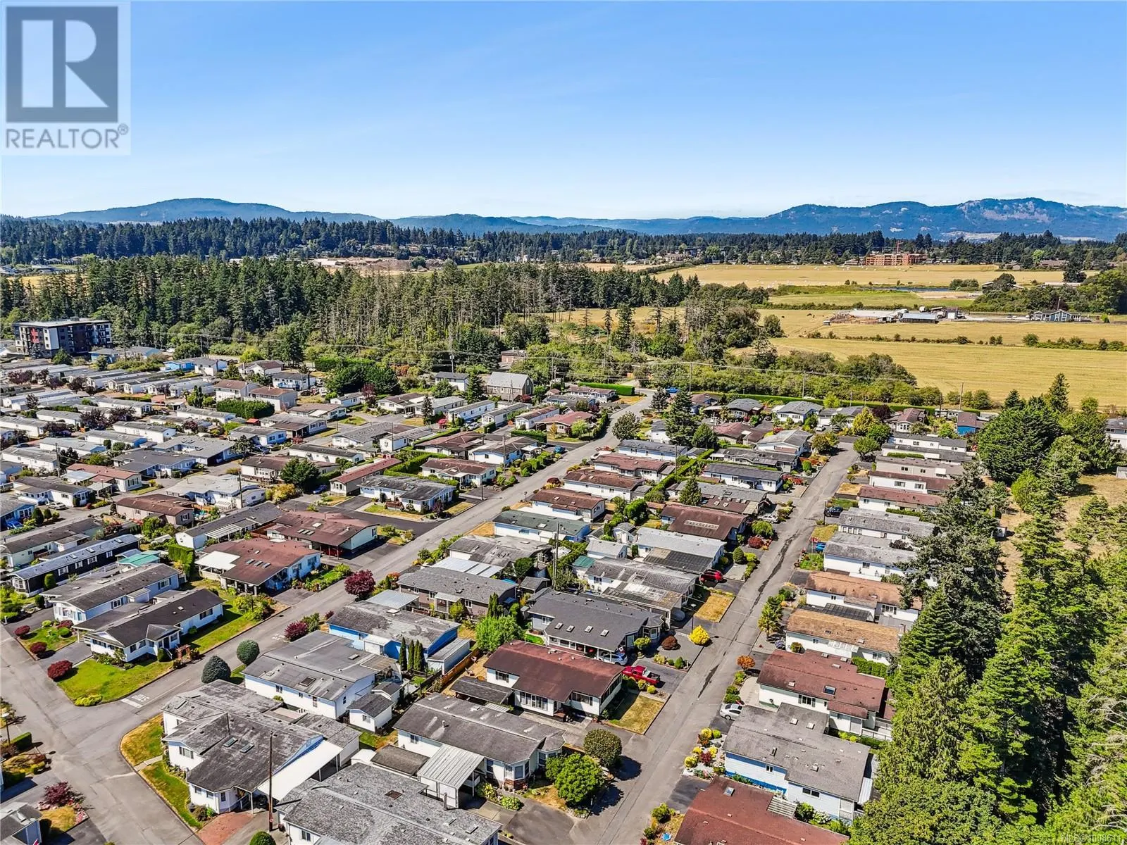 30 7701 Central Saanich Rd