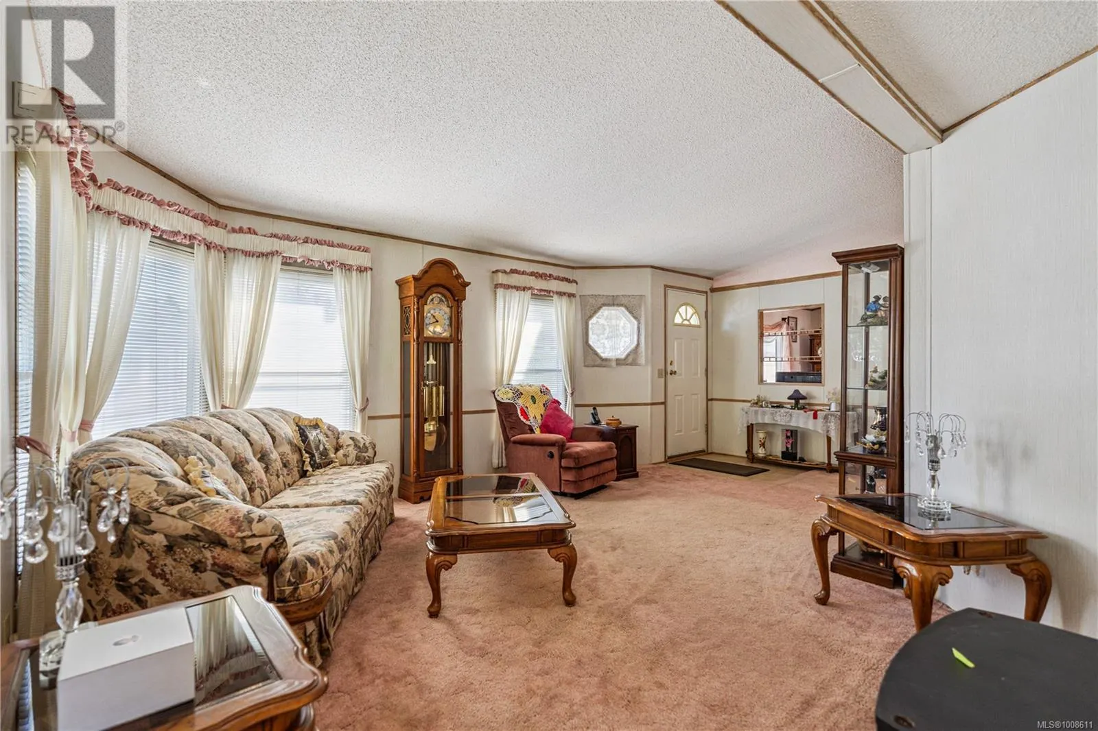 30 7701 Central Saanich Rd