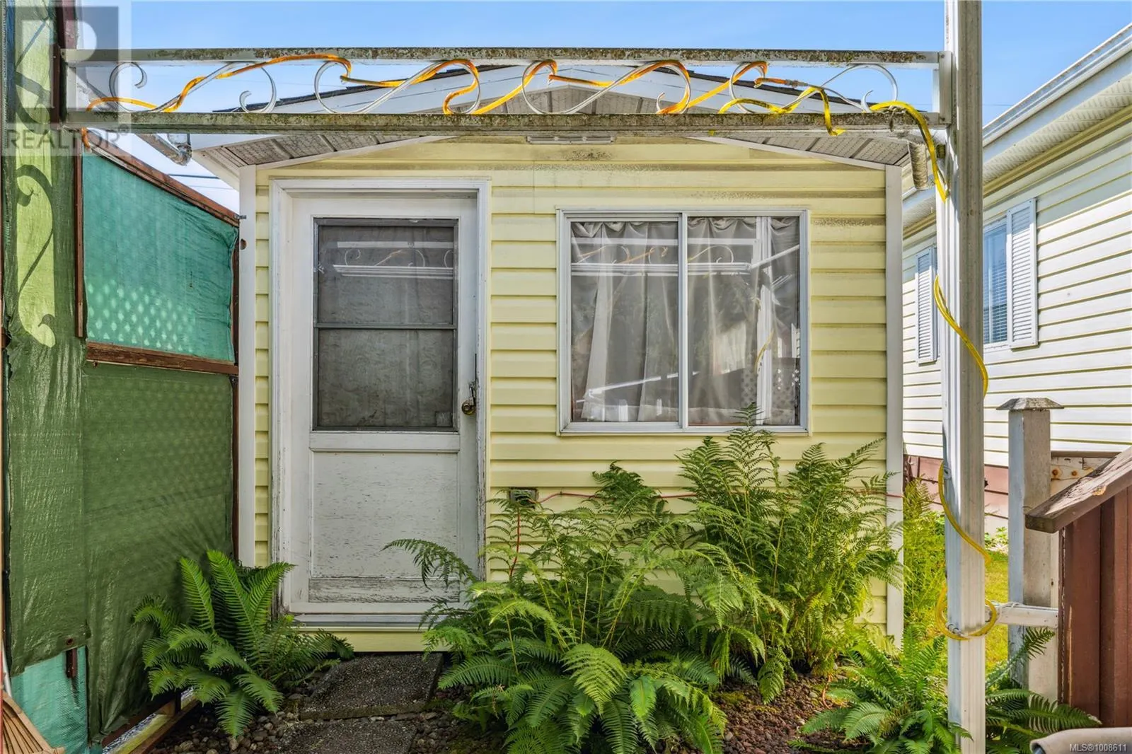 30 7701 Central Saanich Rd