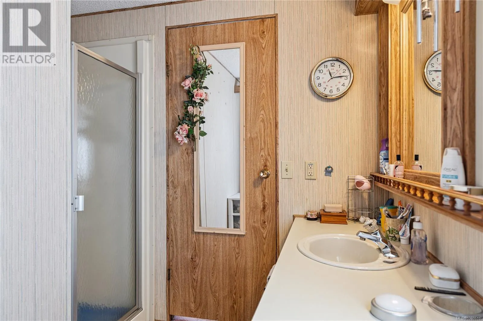 30 7701 Central Saanich Rd