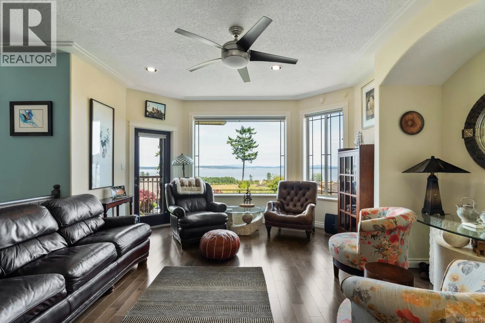7012 Island View Pl