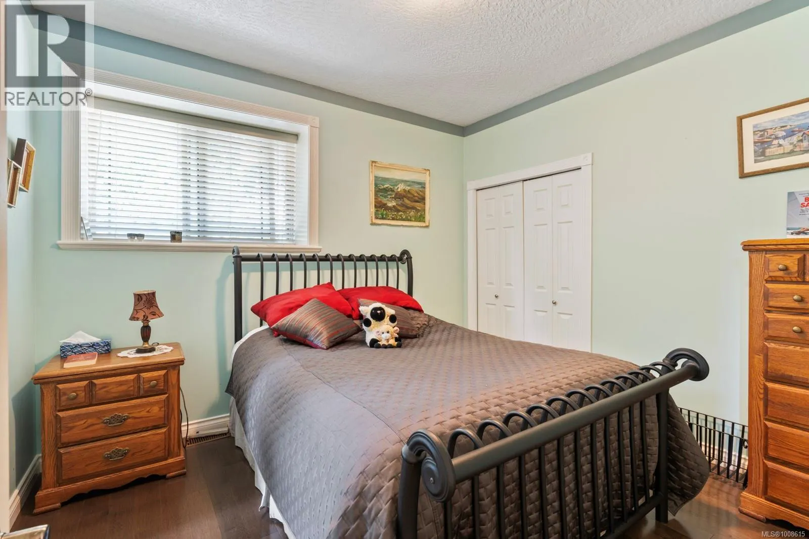 7012 Island View Pl