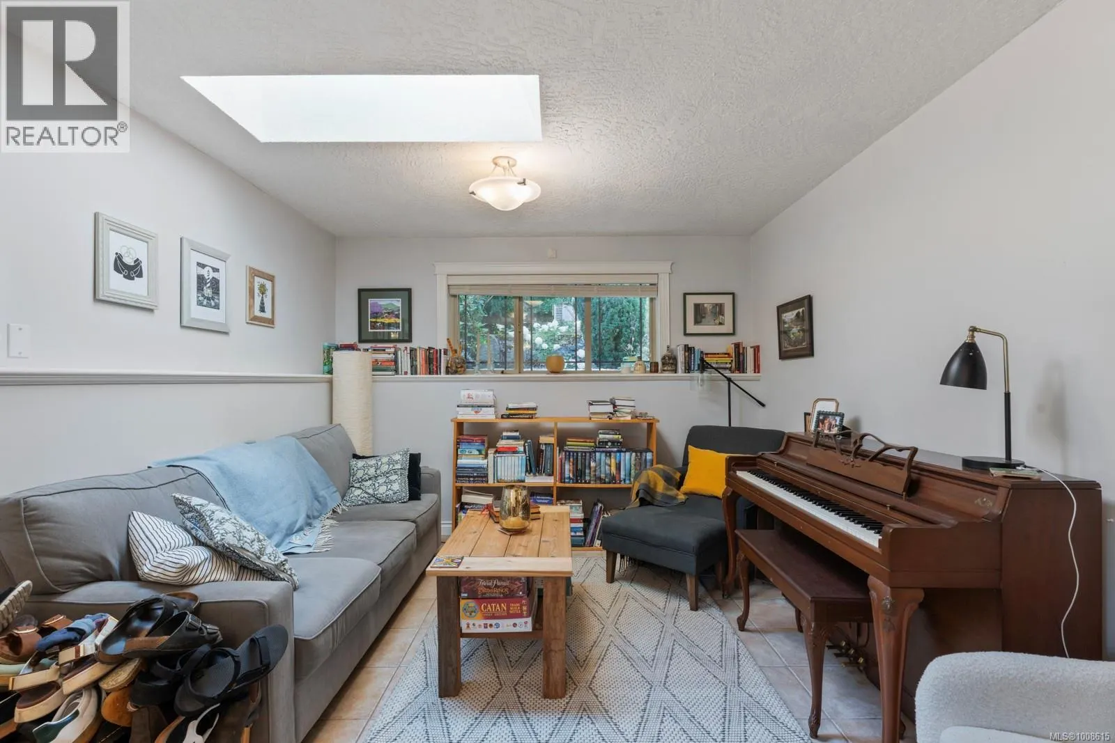 7012 Island View Pl