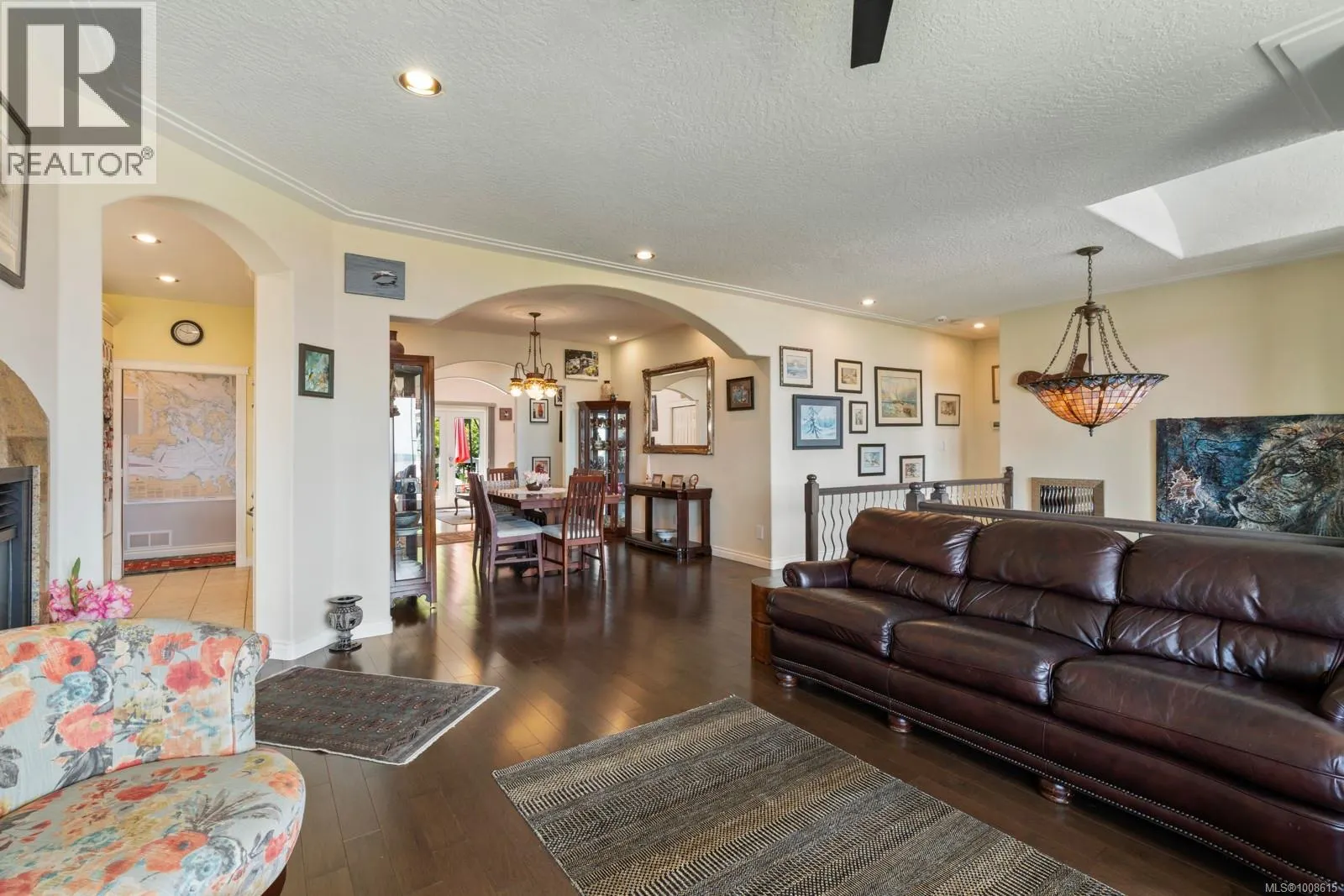 7012 Island View Pl