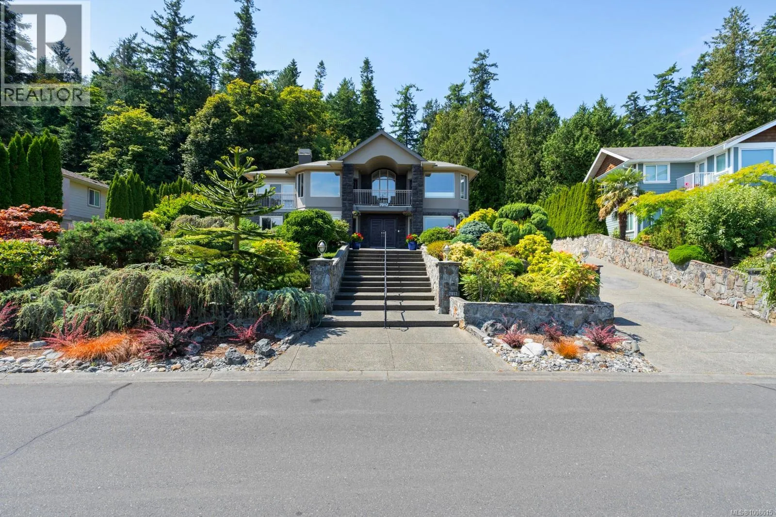 7012 Island View Pl