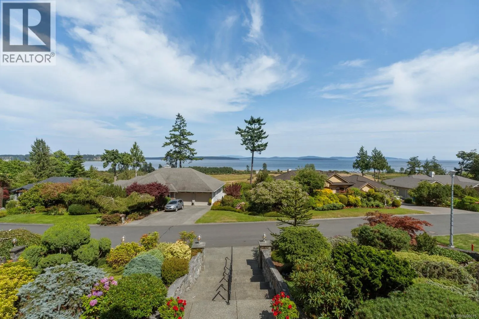 7012 Island View Pl