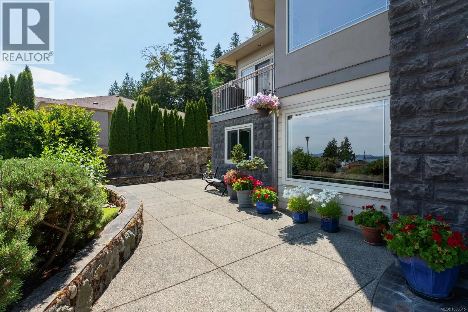 7012 Island View Pl