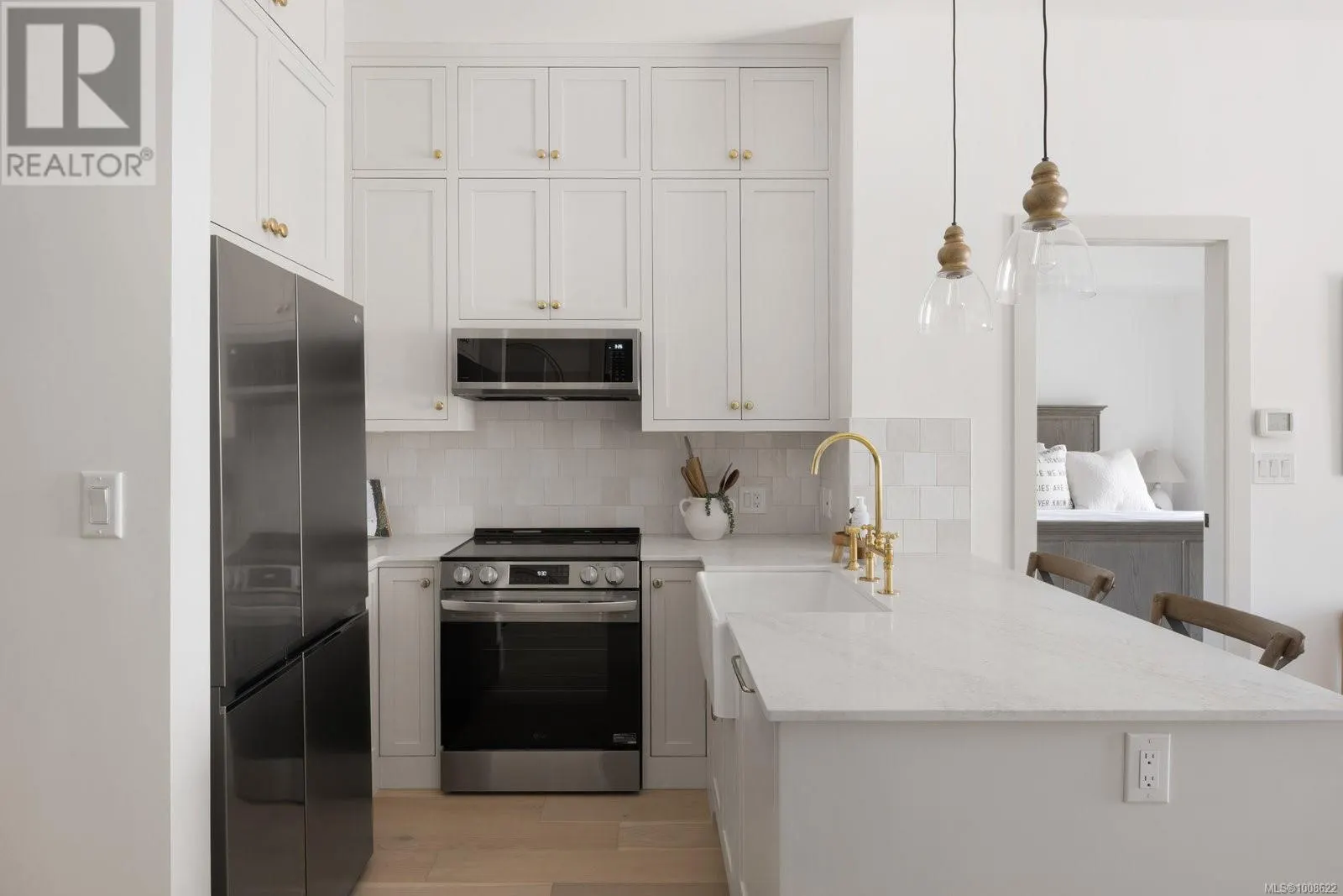 403 1335 Bear Mountain Pkwy