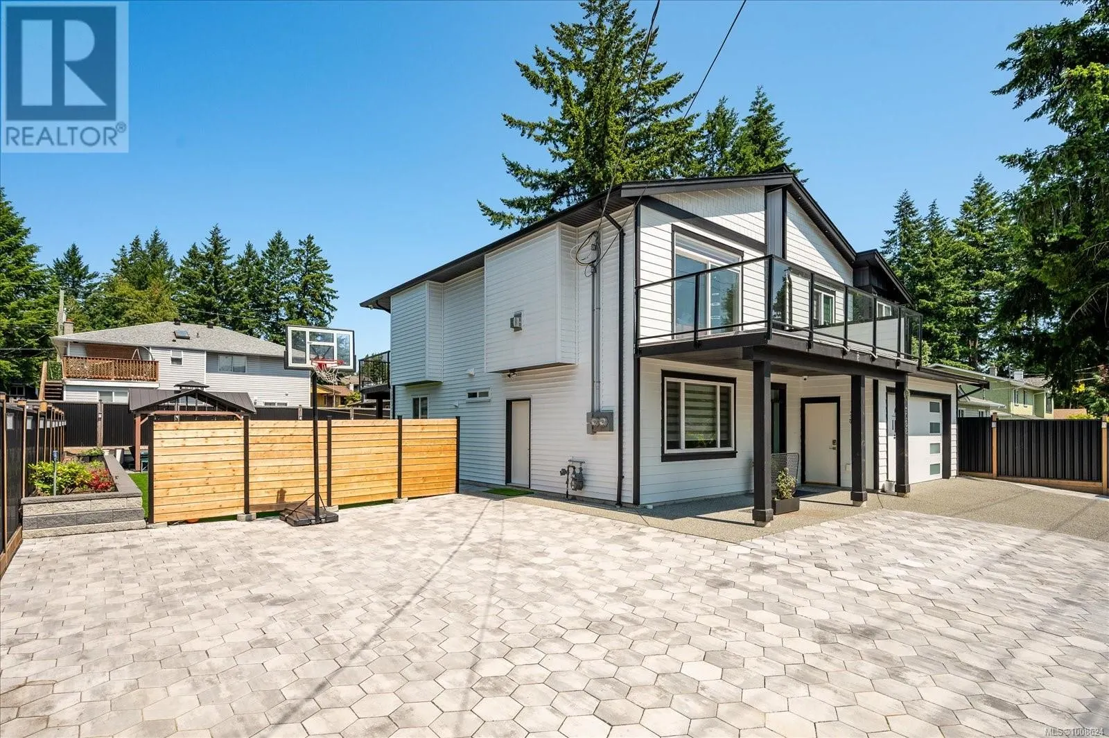 4168 Uplands Dr