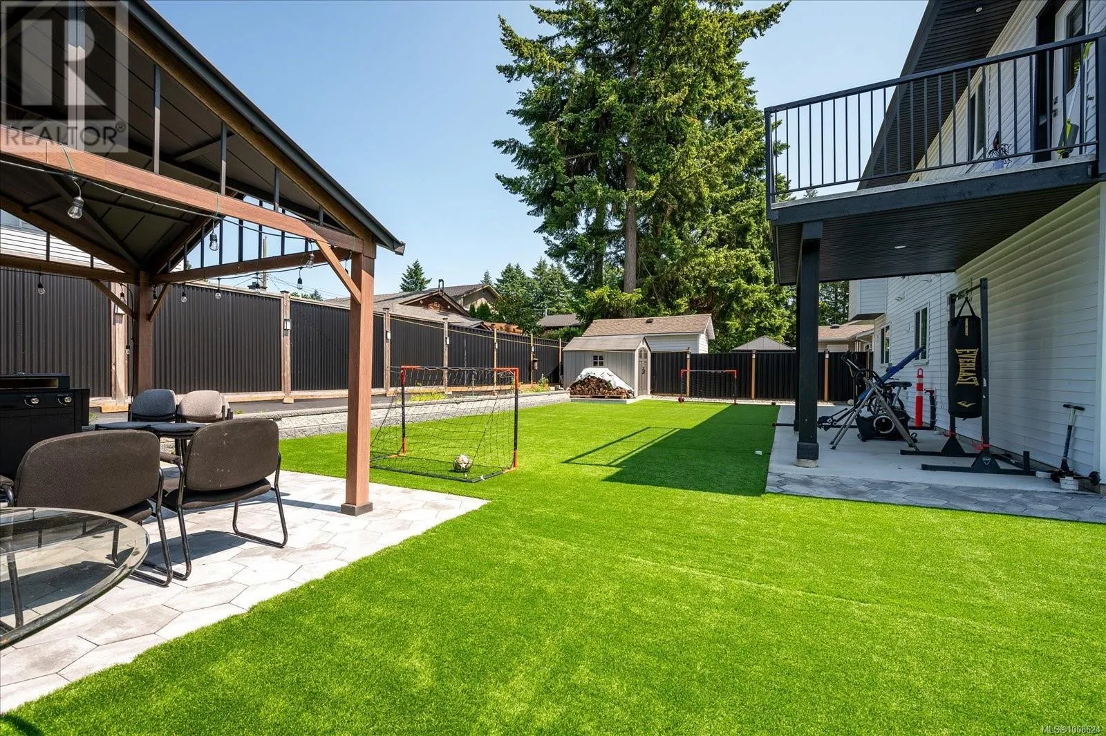 4168 Uplands Dr