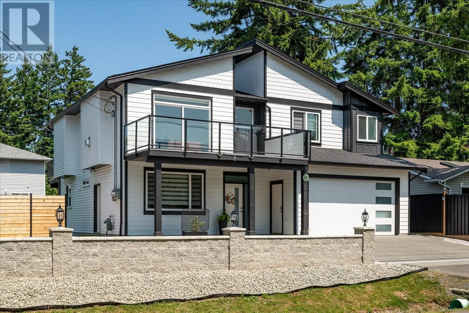 4168 Uplands Dr