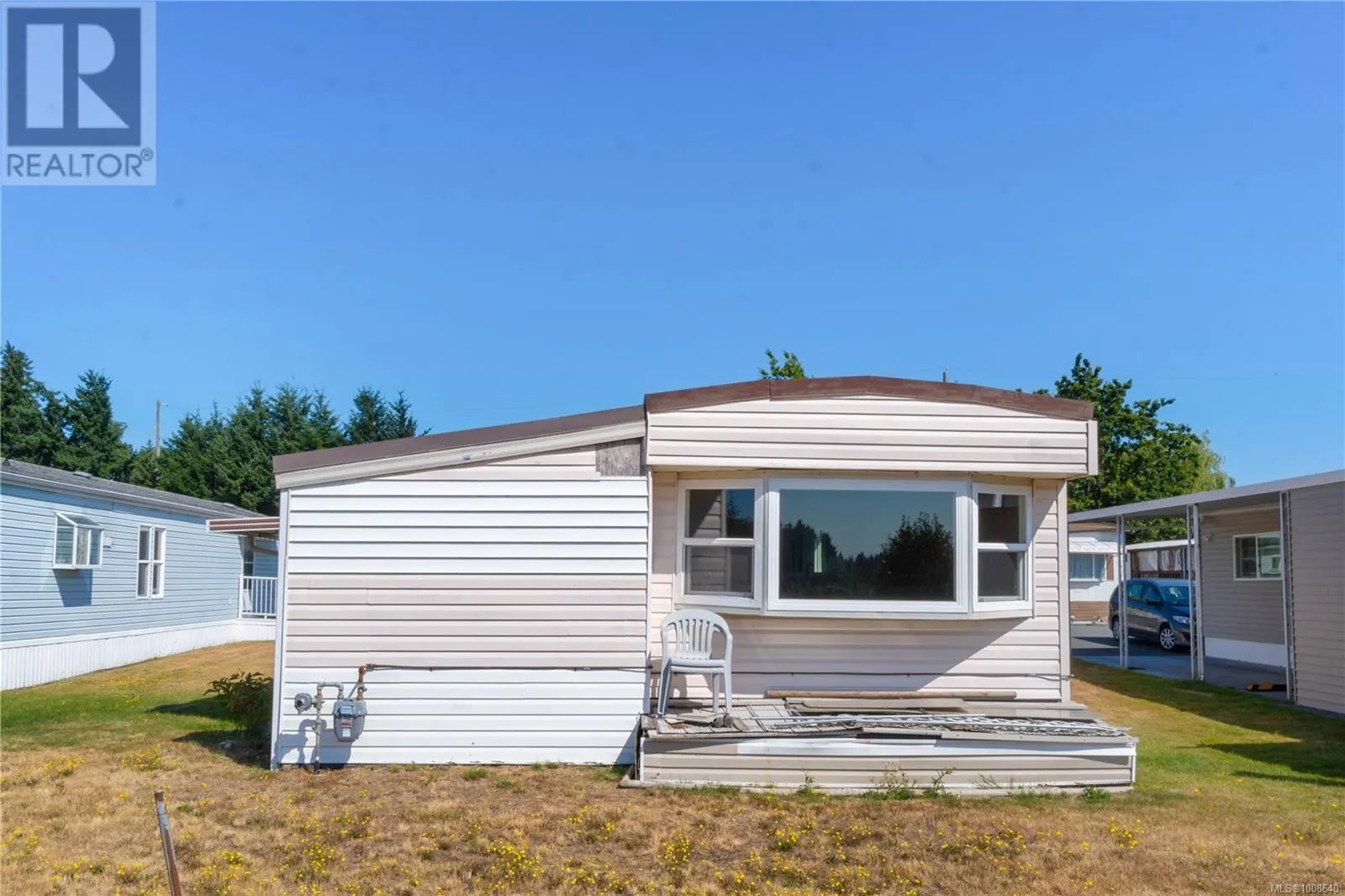 41 6245 Metral Dr