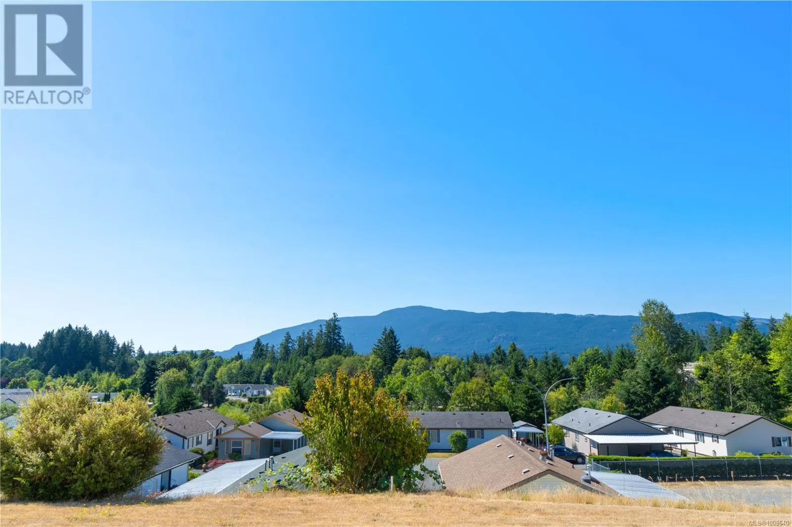41 6245 Metral Dr