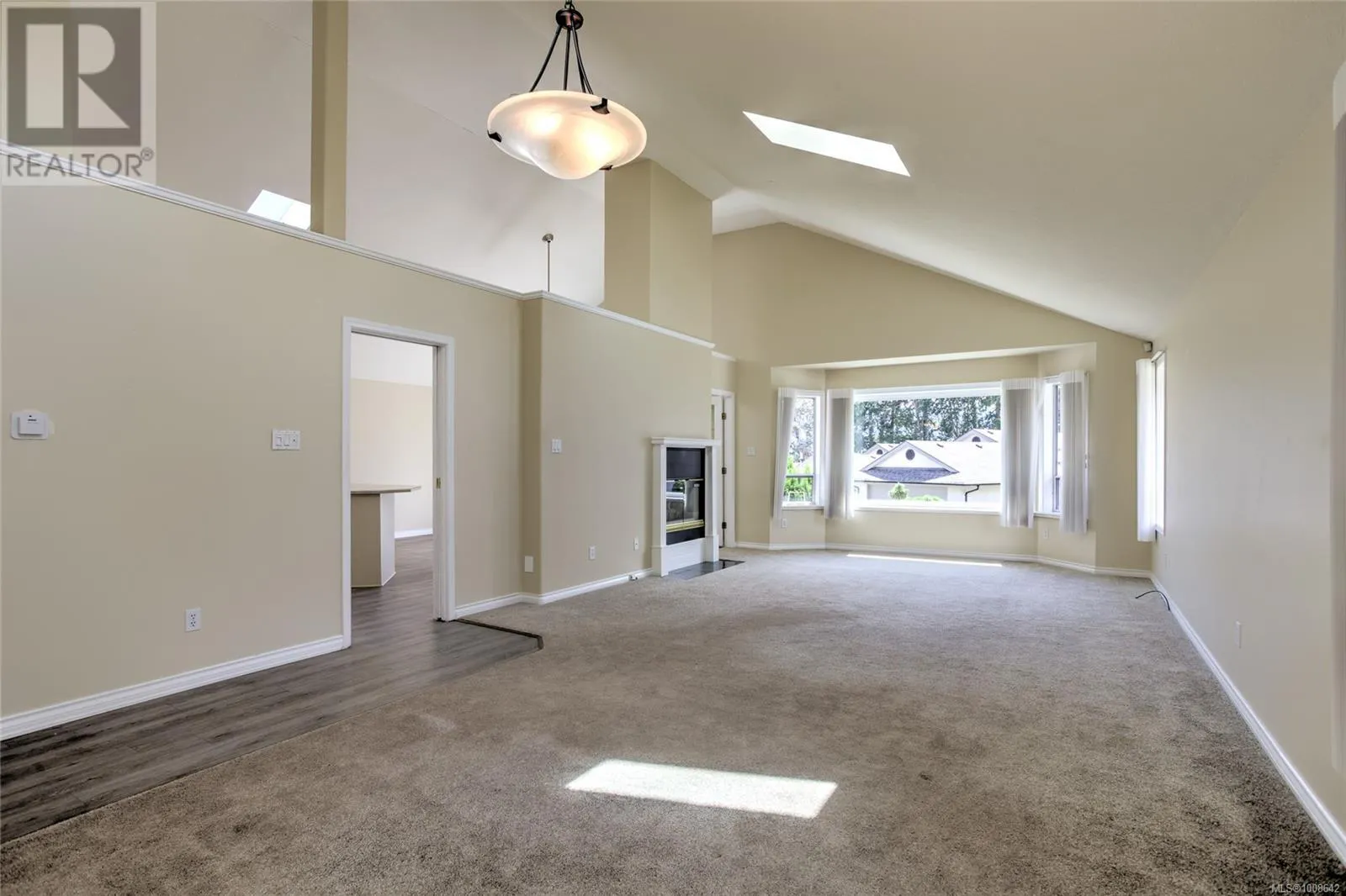 3 5980 Jaynes Rd