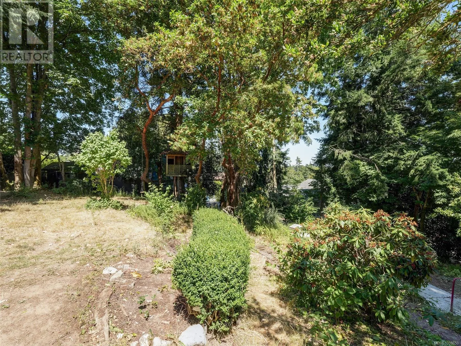 2418 Barbara Pl