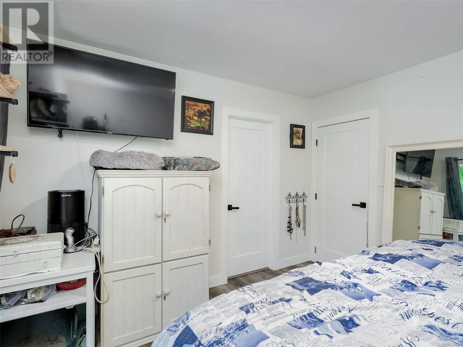 2418 Barbara Pl