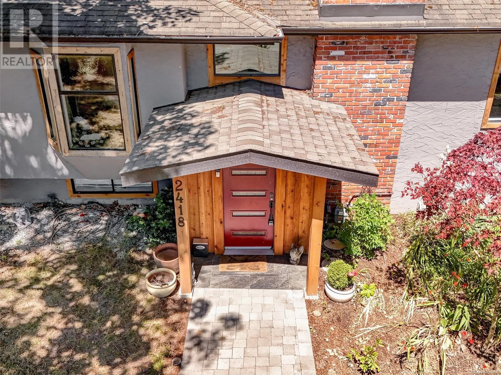 2418 Barbara Pl