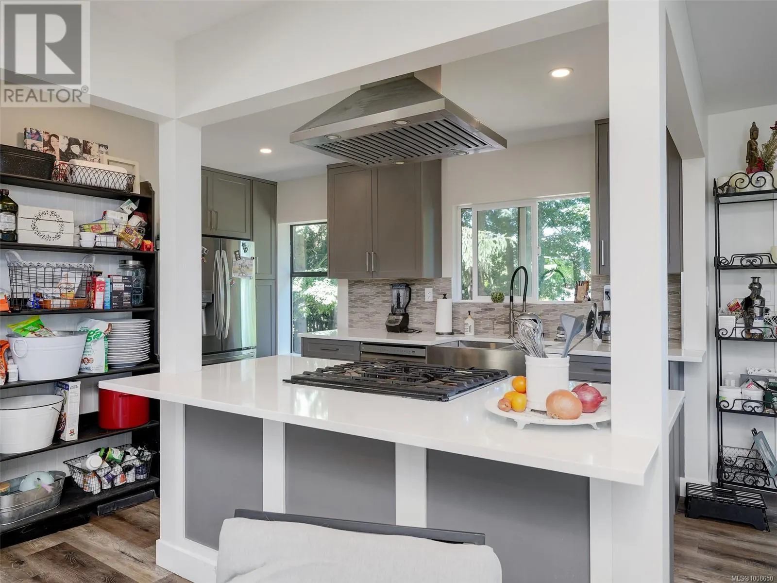 2418 Barbara Pl