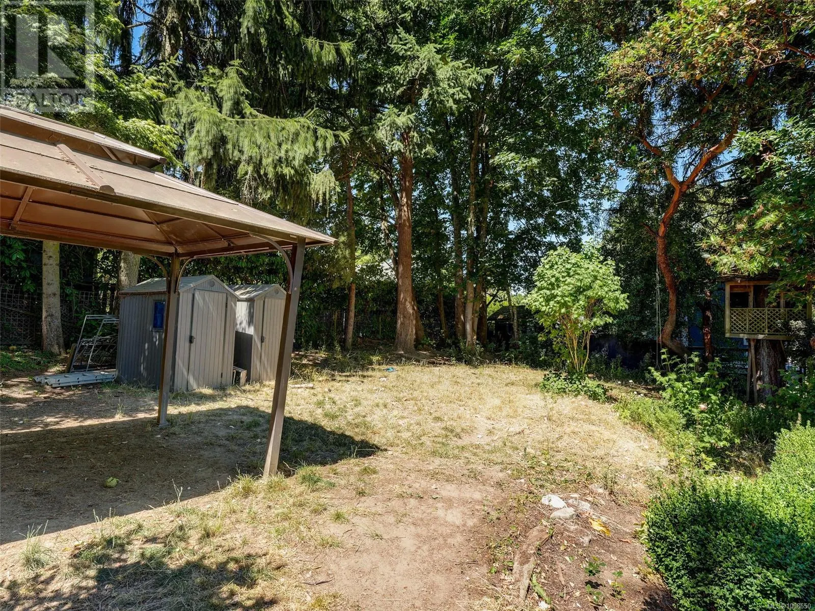 2418 Barbara Pl