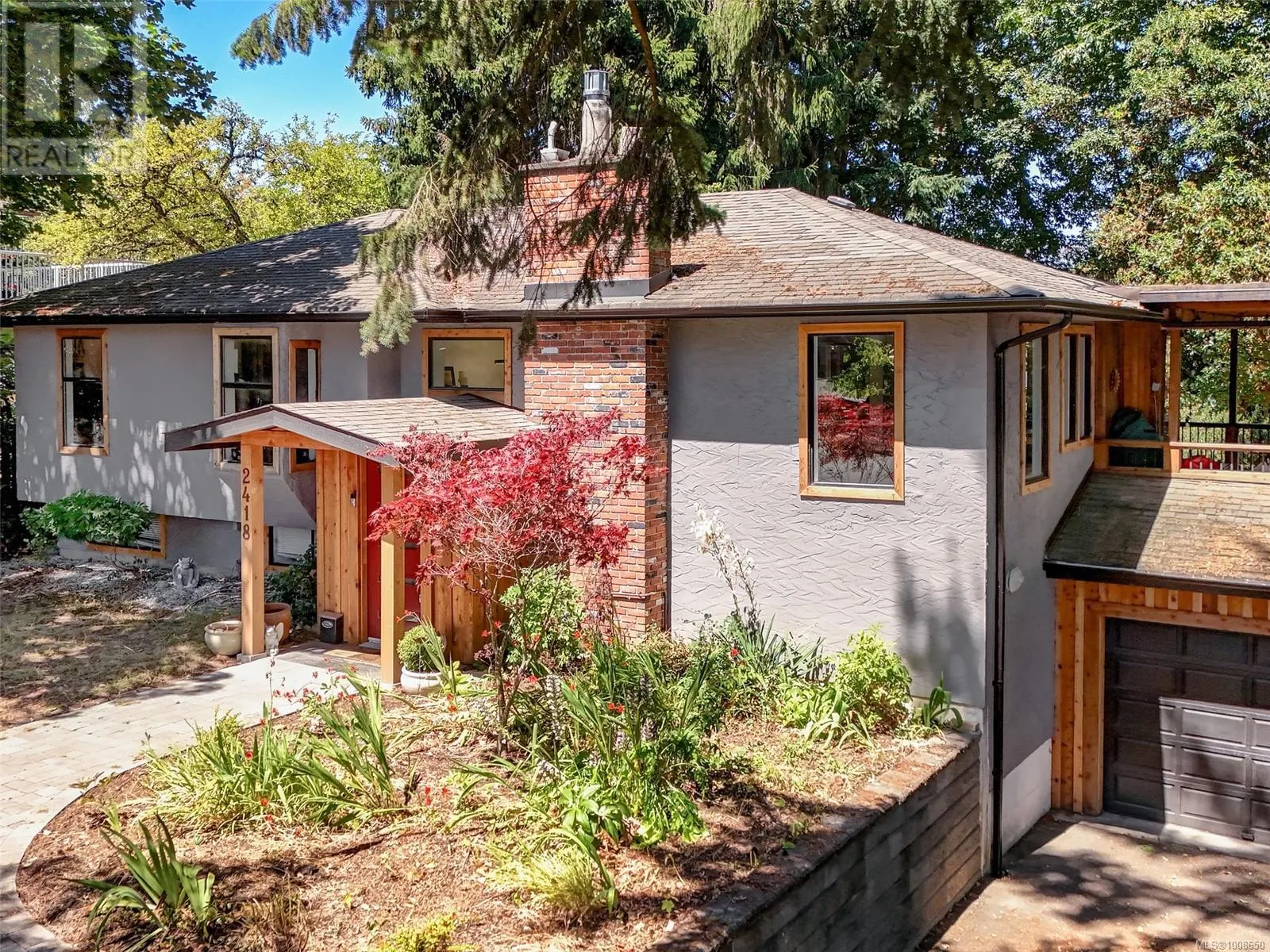 2418 Barbara Pl