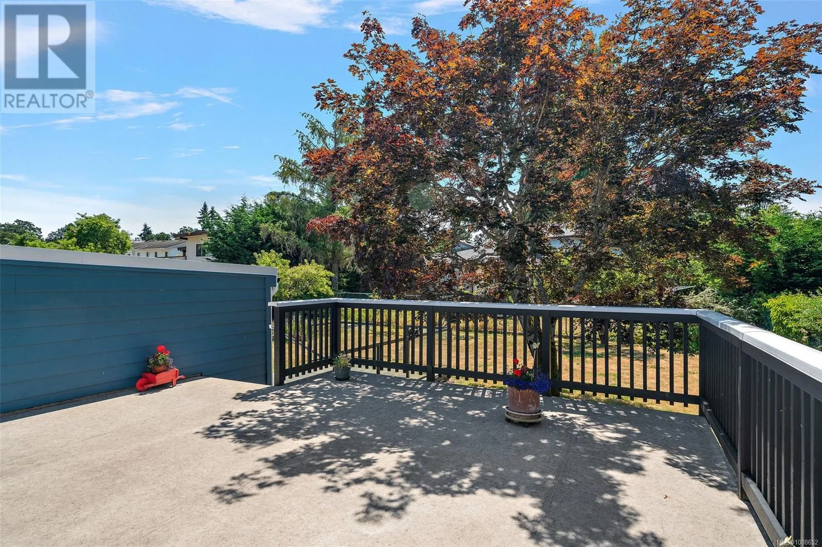1563 Kenmore Rd