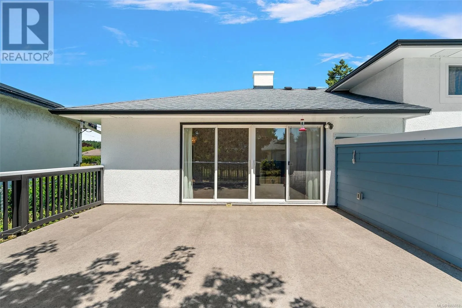 1563 Kenmore Rd