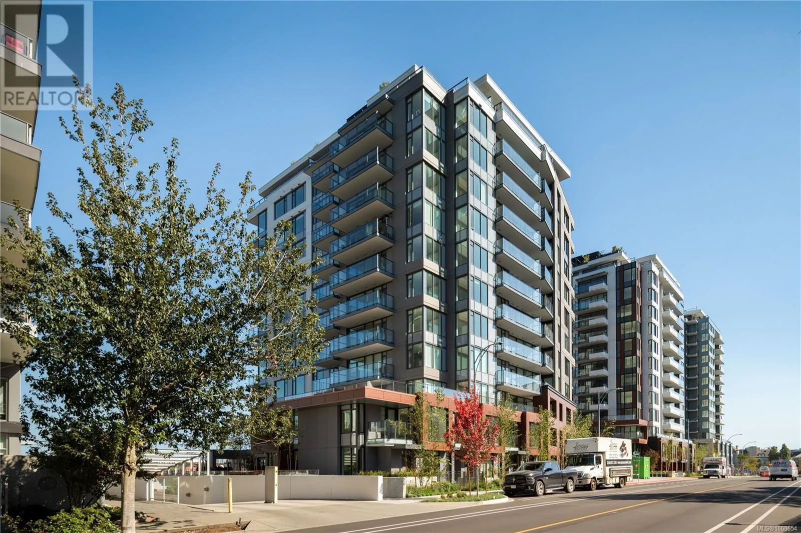 709 369 Tyee Rd
