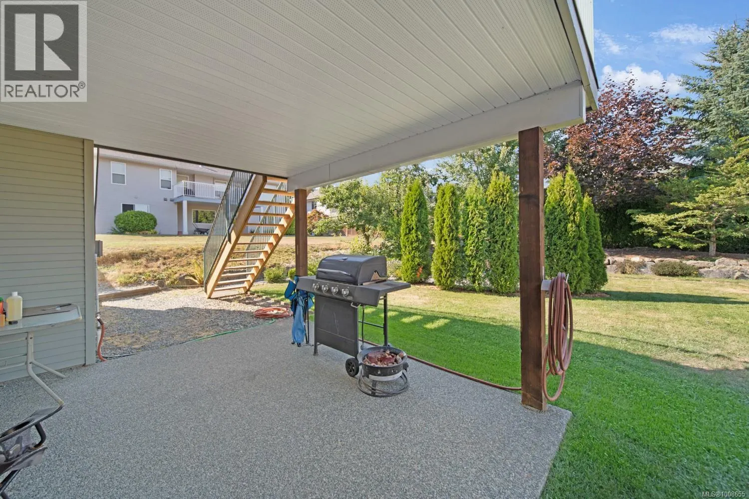 1754 Country Hills Dr