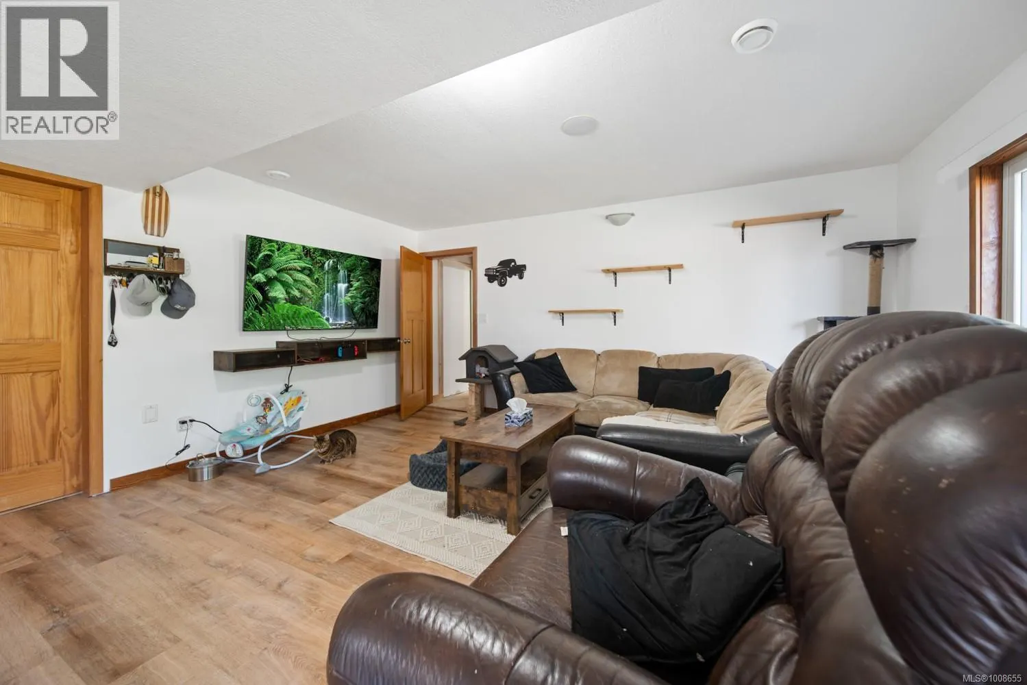 1754 Country Hills Dr