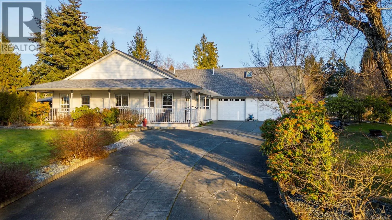 1960 Emma Way