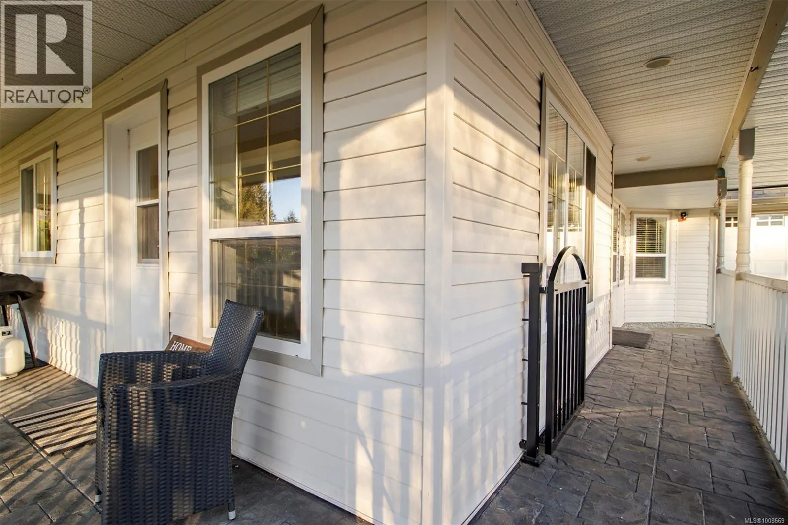1960 Emma Way