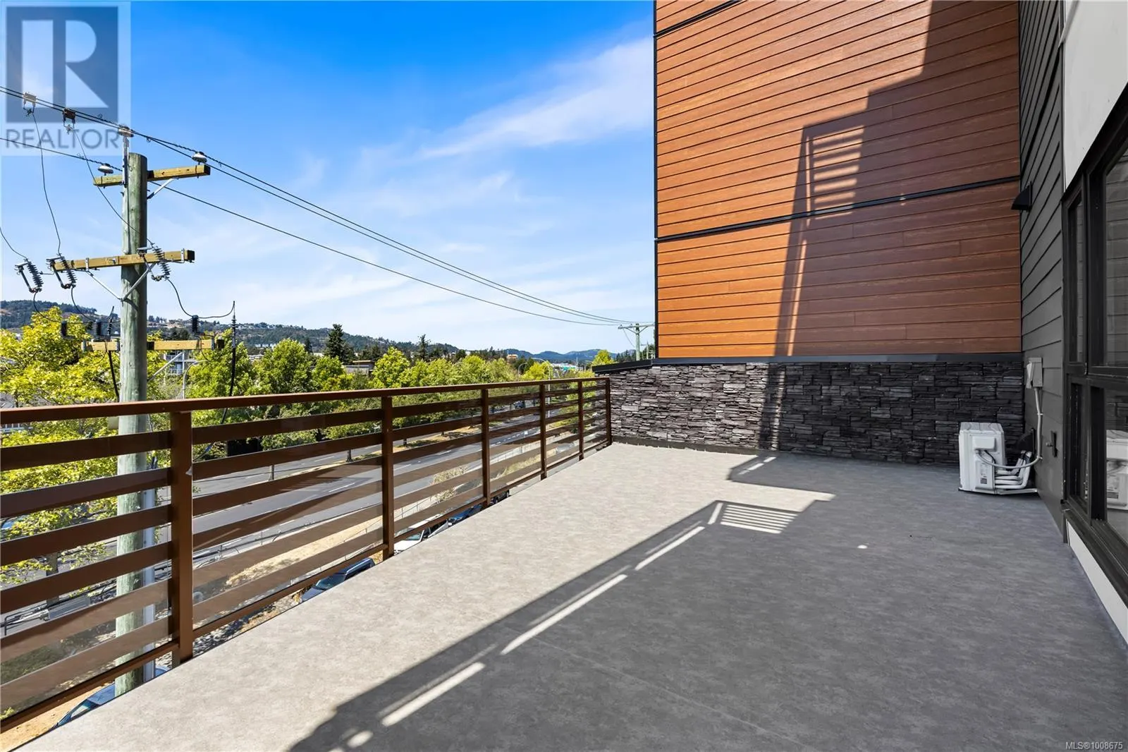 221 2629 Millstream Rd