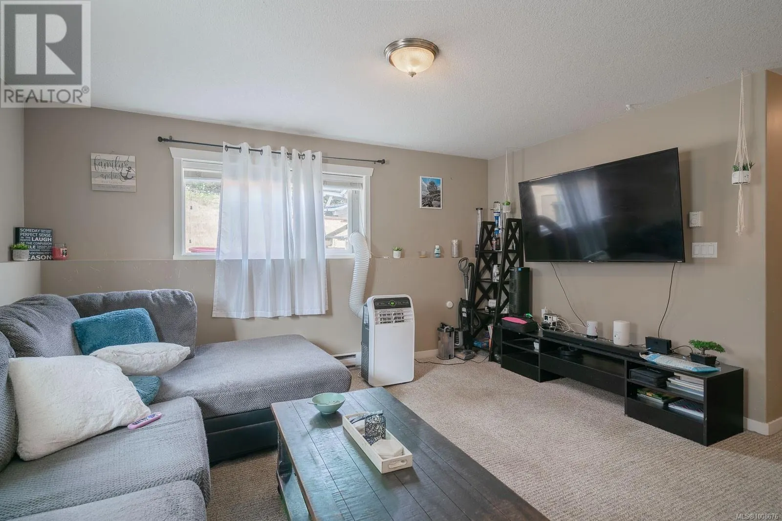 1097 Silver Mountain Rd