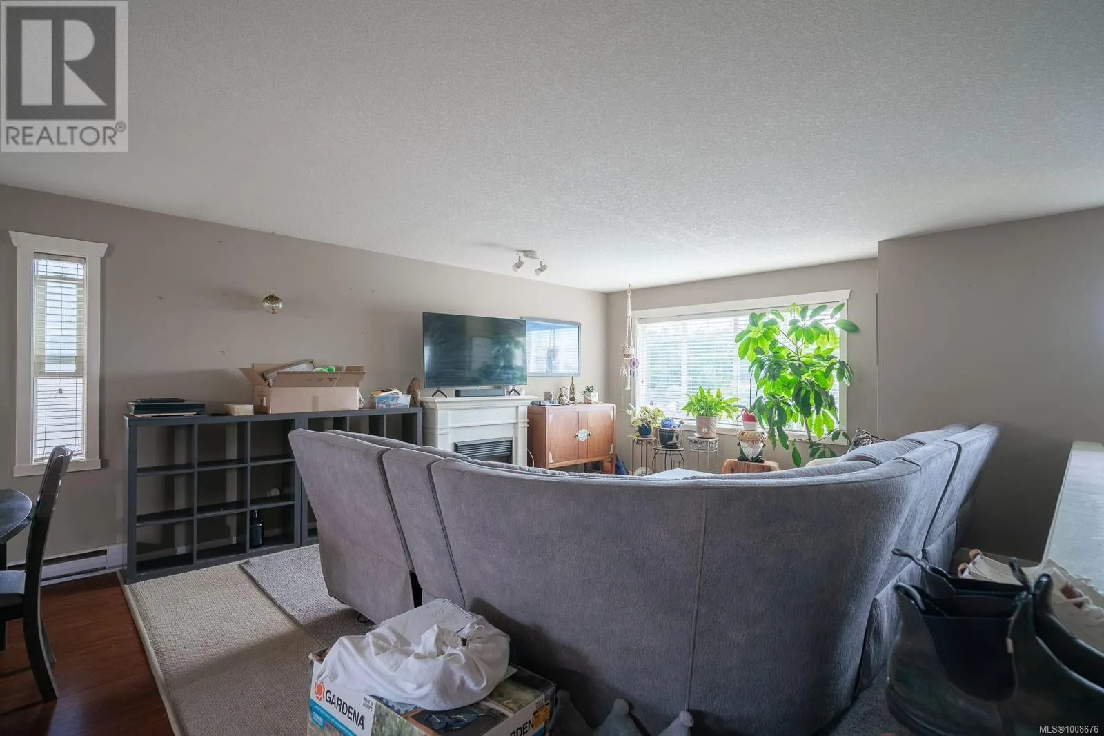 1097 Silver Mountain Rd