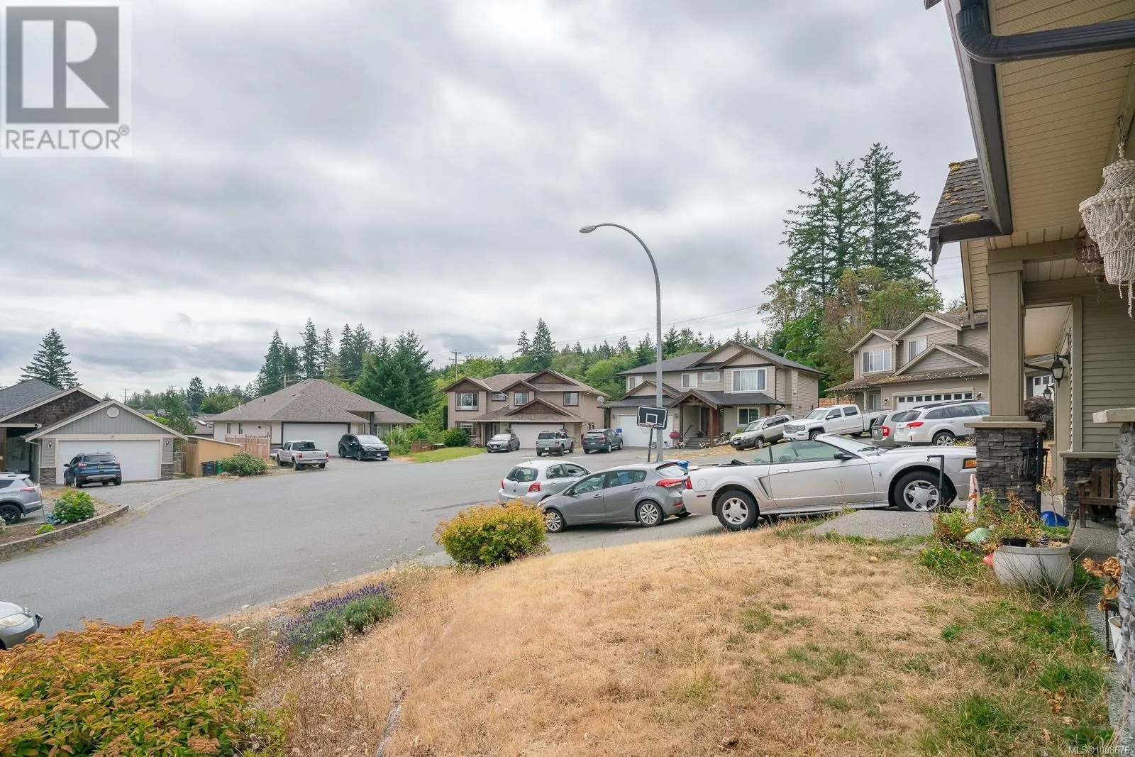 1097 Silver Mountain Rd