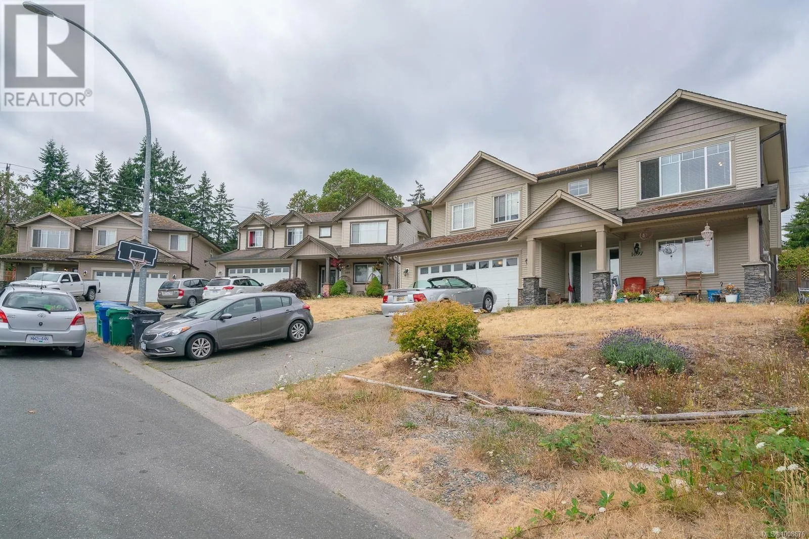 1097 Silver Mountain Rd